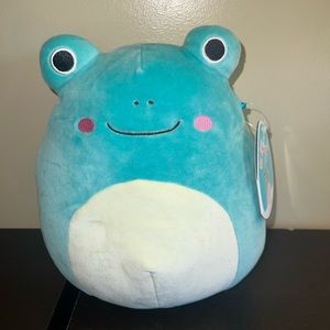 NWT Squishmallow Robert Blue Frog 8”